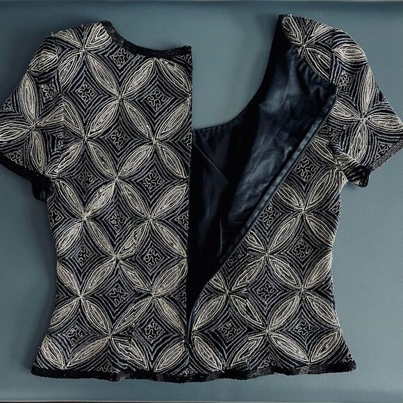 Papell Boutique Evening Black and Gold.Beaded 100% Silk Top - Picture 12 of 15